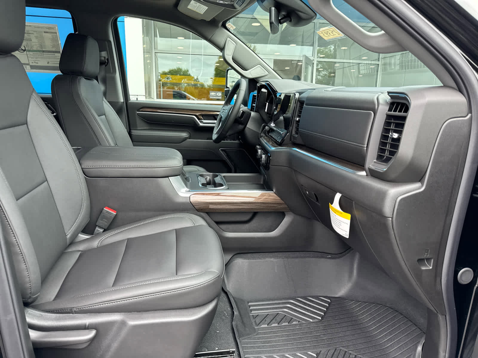 New 2025 Chevrolet Silverado 2500 LT w/ Trail Boss Package image 4