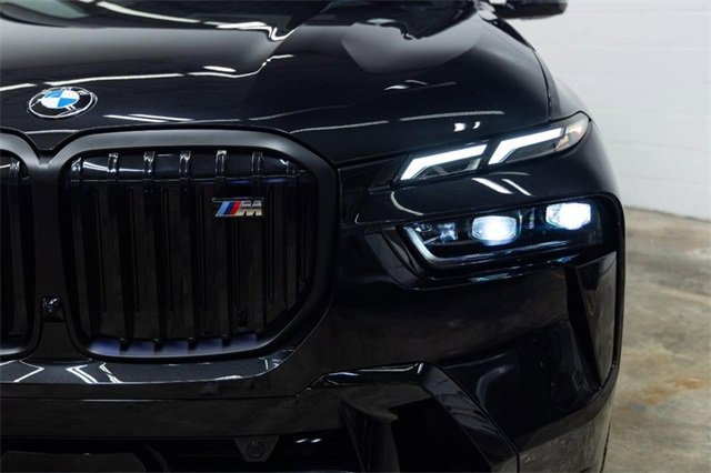 New 2026 BMW X7 M60i image 10
