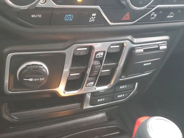 Used 2023 Jeep Wrangler Unlimited Sahara image 20