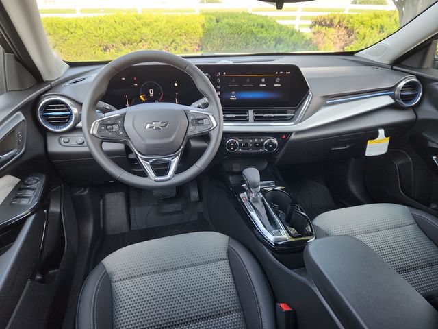 New 2026 Chevrolet Trax LT w/ Driver Confidence Package FWD image 20