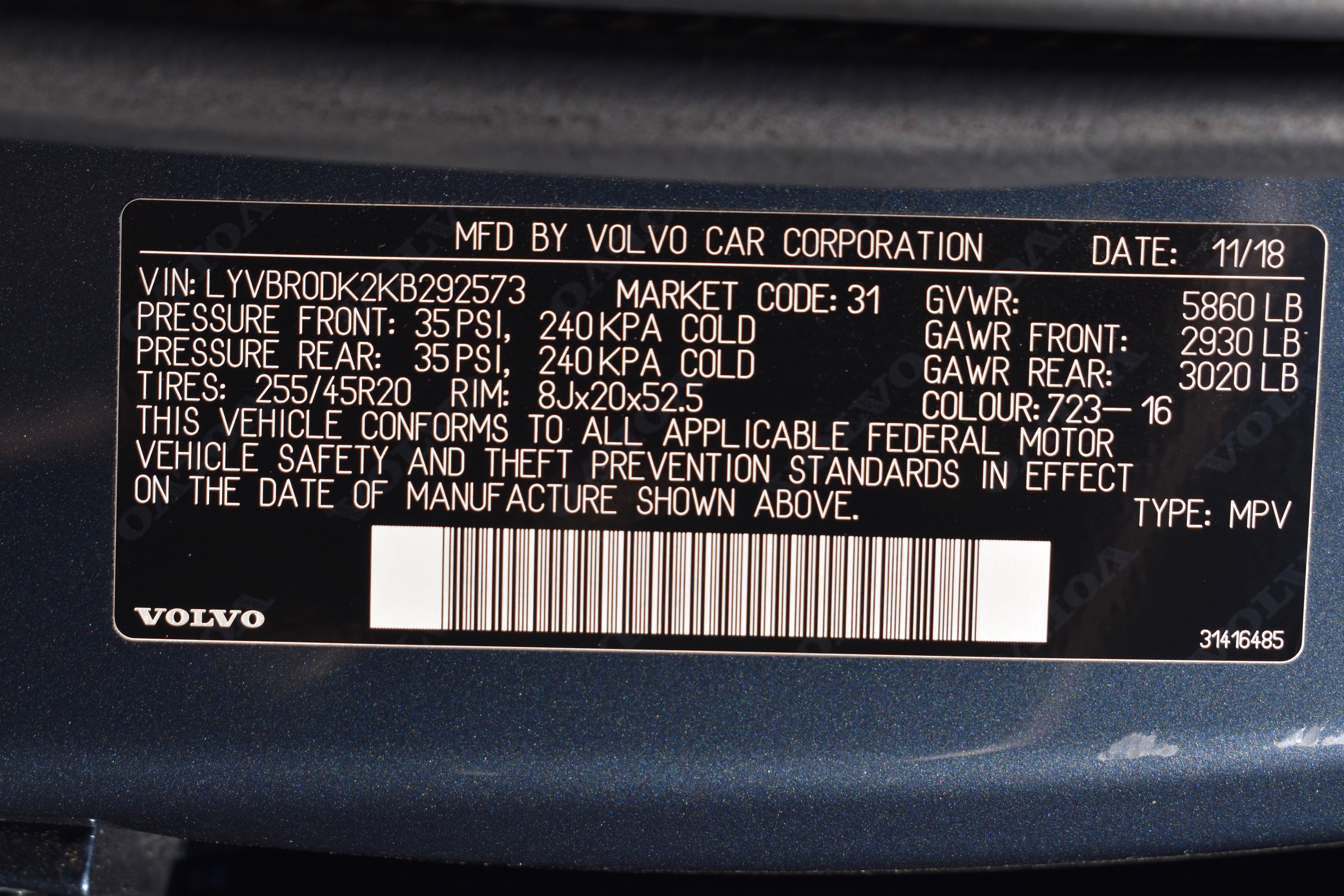 Used 2019 Volvo XC60 T8 Momentum w/ Advanced Package image 41