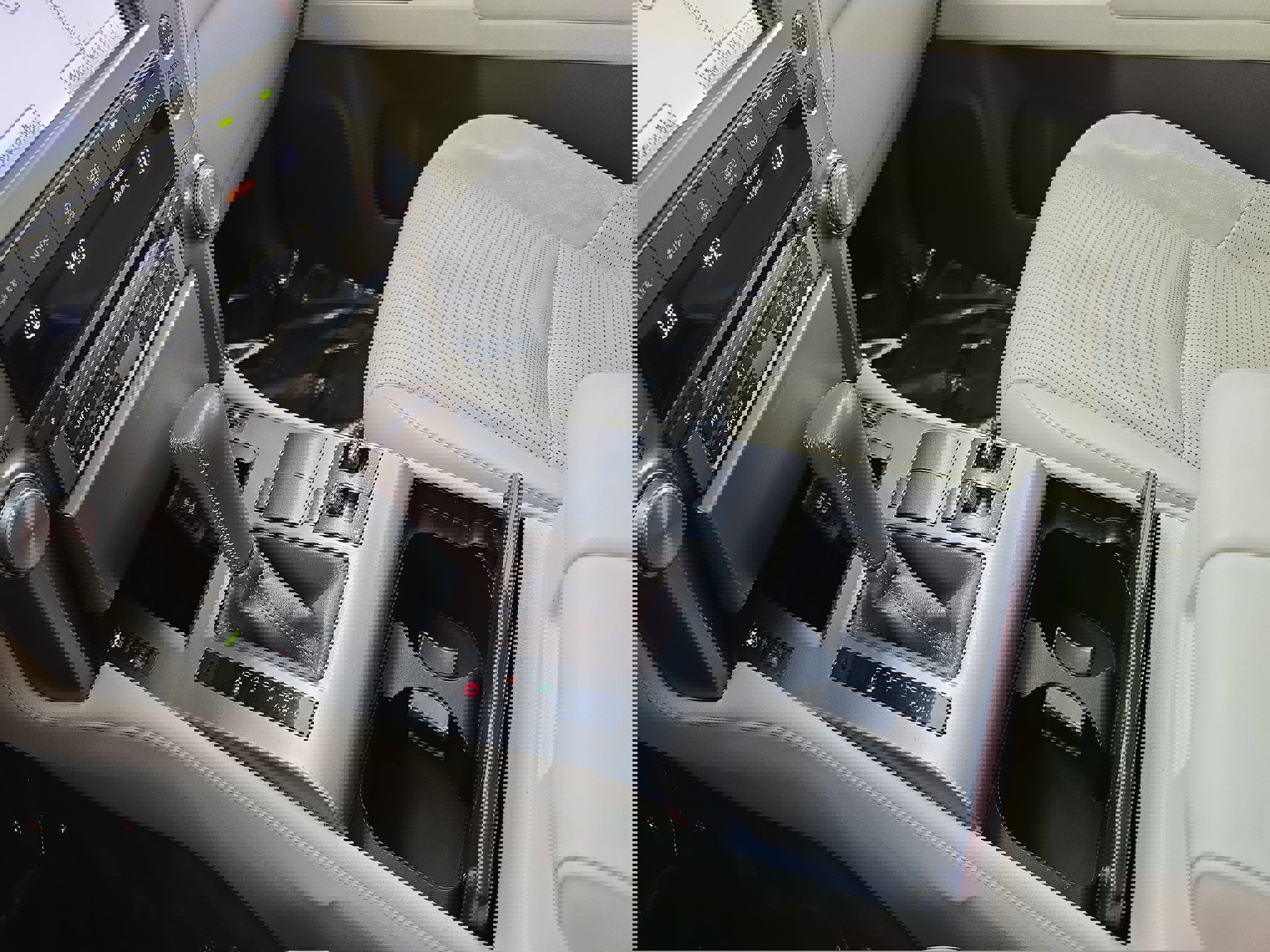 Used 2012 Lexus GX 460 w/ Comfort Plus Pkg image 24