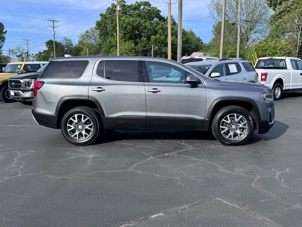 Used 2022 GMC Acadia SLE FWD image 4