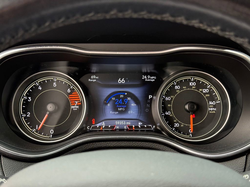 Used 2020 Jeep Cherokee Limited image 17