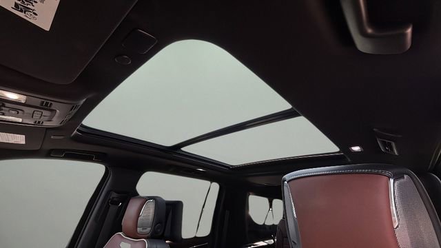 Used 2023 GMC Yukon XL Denali Ultimate image 15