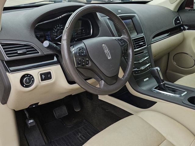 Used 2015 Lincoln MKT AWD w/ Equipment Group 201A image 28