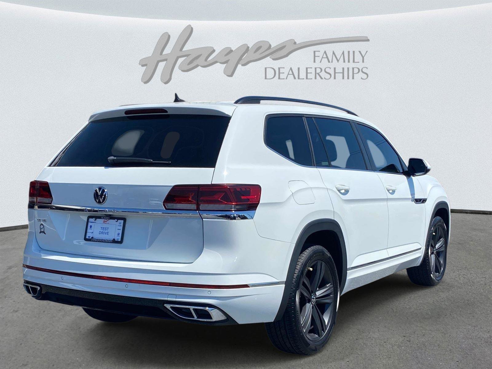 Used 2021 Volkswagen Atlas SE w/ Panoramic Sunroof Package video 3