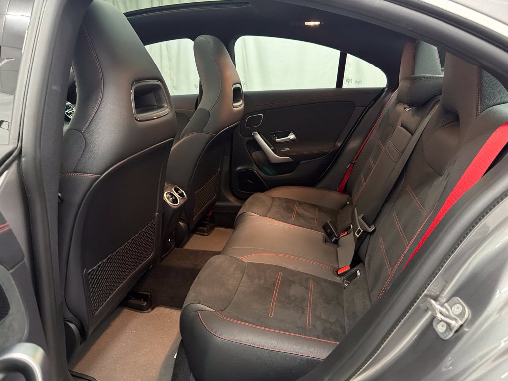Used 2025 Mercedes-Benz CLA 35 AMG 4MATIC image 21