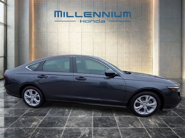 Used 2025 Honda Accord LX image 5