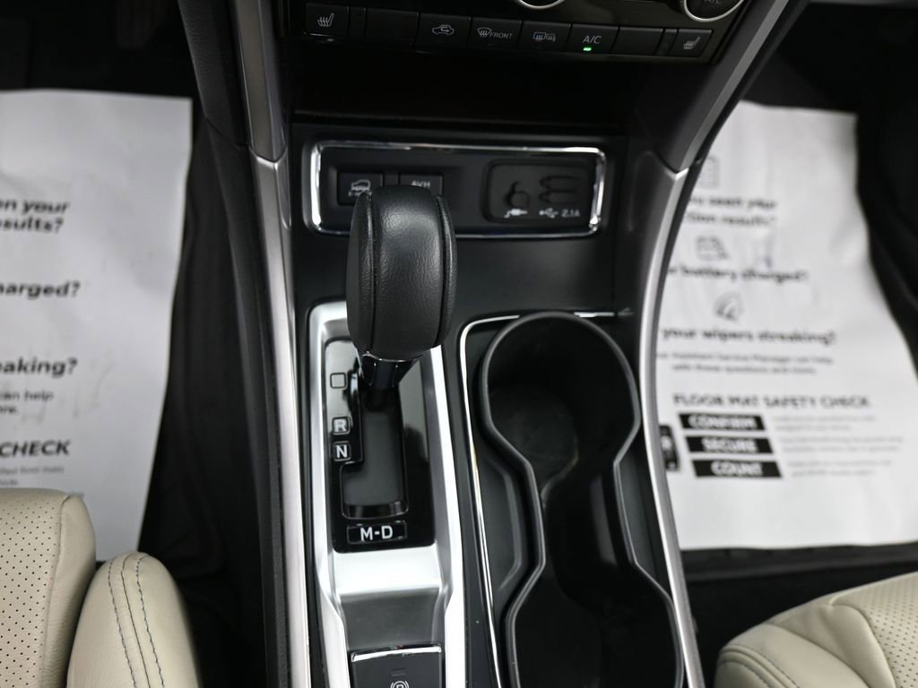 Used 2022 Subaru Ascent Limited w/ Technology Package image 22