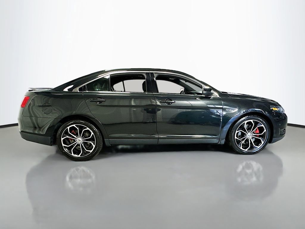 Used 2013 Ford Taurus SHO image 9