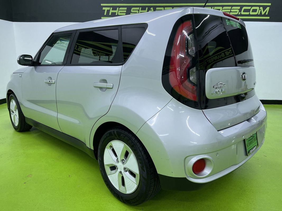 Used 2016 Kia Soul EV + w/ Sun & Fun Package image 7
