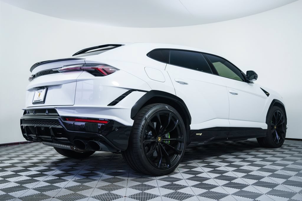 Used 2024 Lamborghini Urus S AWD/4WD image 7