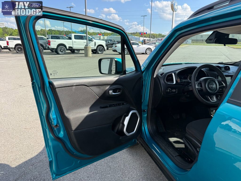 Used 2021 Jeep Renegade Latitude image 10