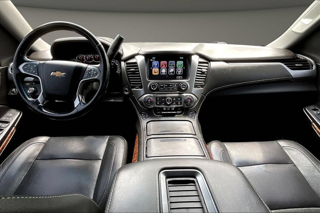 Used 2020 Chevrolet Suburban Premier AWD/4WD image 10