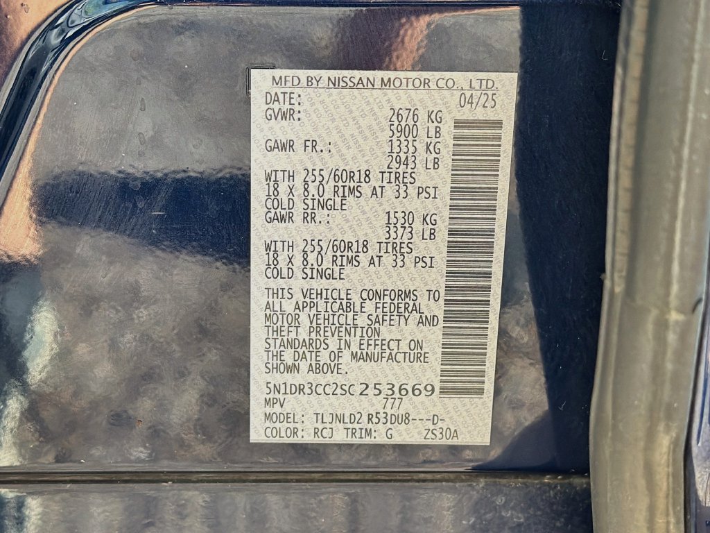 Used 2025 Nissan Pathfinder SL AWD/4WD image 34