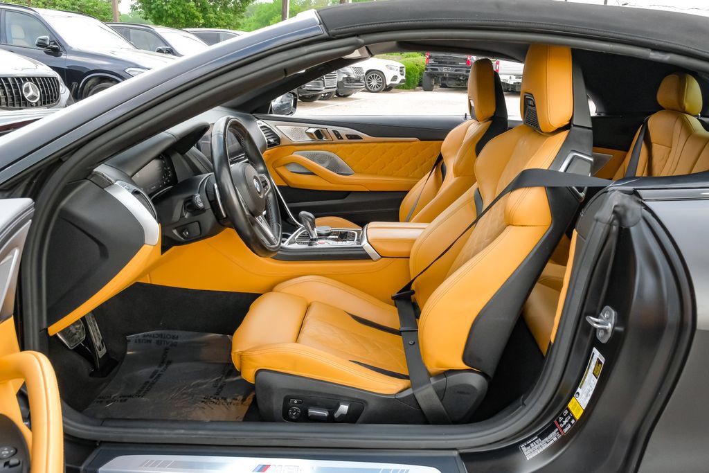 Used 2020 BMW M8 Convertible w/ M Carbon Exterior Package AWD/4WD image 34
