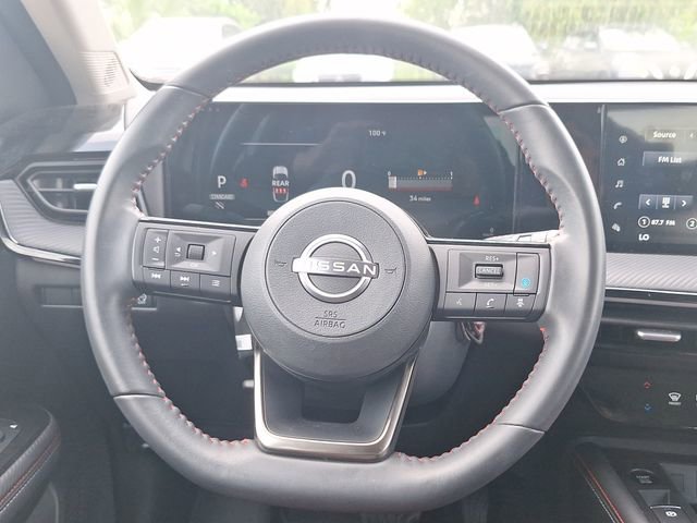 Certified 2025 Nissan Kicks SR FWD image 13