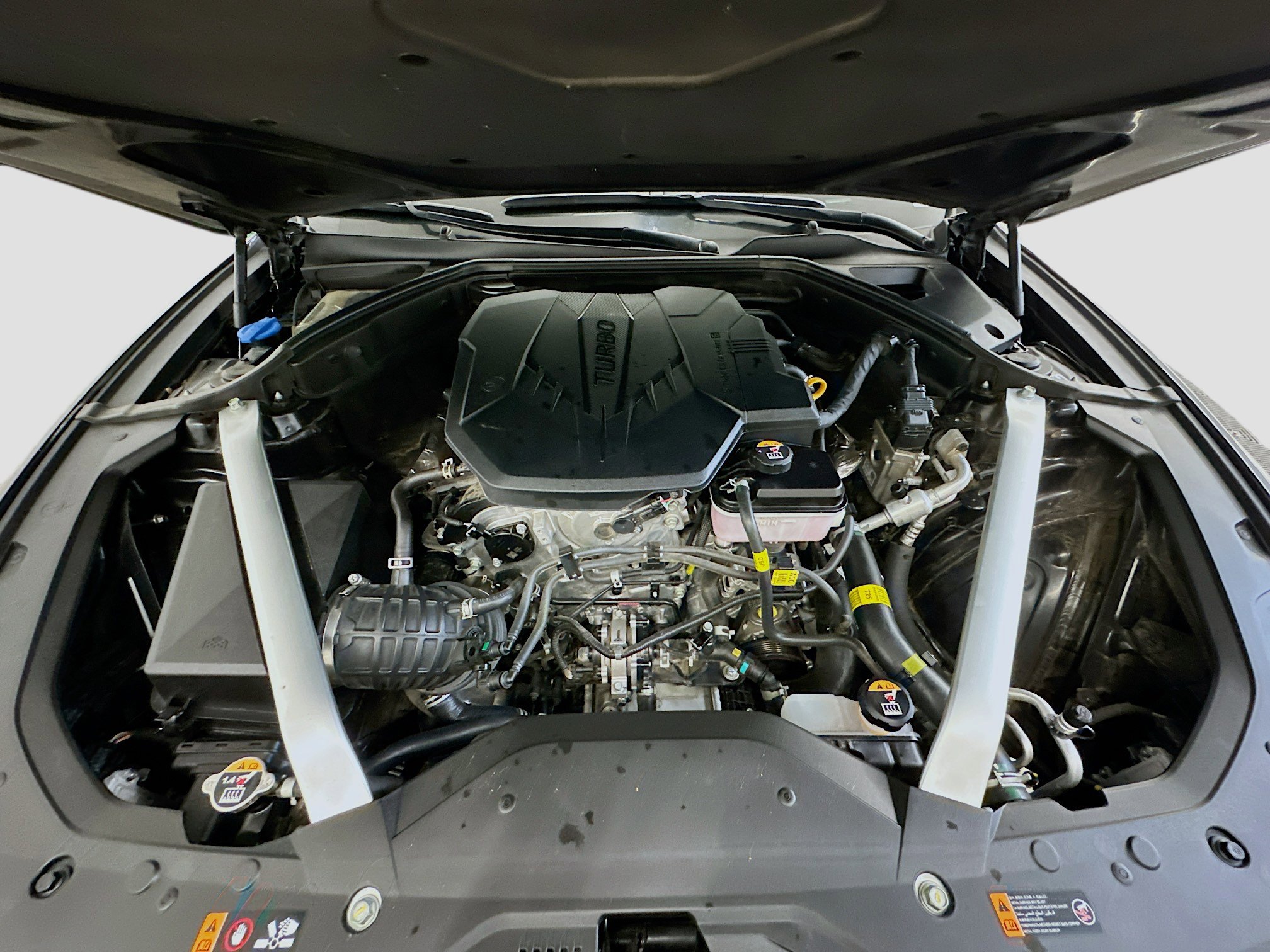 Used 2024 Genesis G70 2.5T image 34