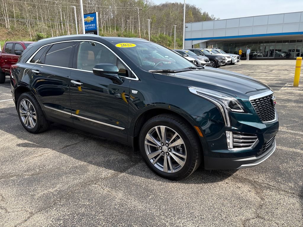 Used 2025 Cadillac XT5 Premium Luxury w/ Technology Package image 7