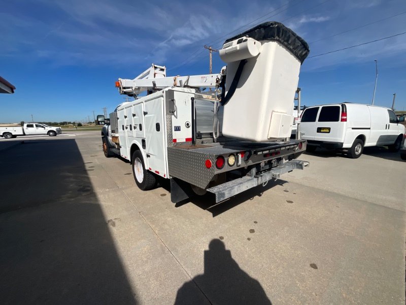 Used 2012 Ford F550 Luxury w/ PWR Equipment Group RWD image 6