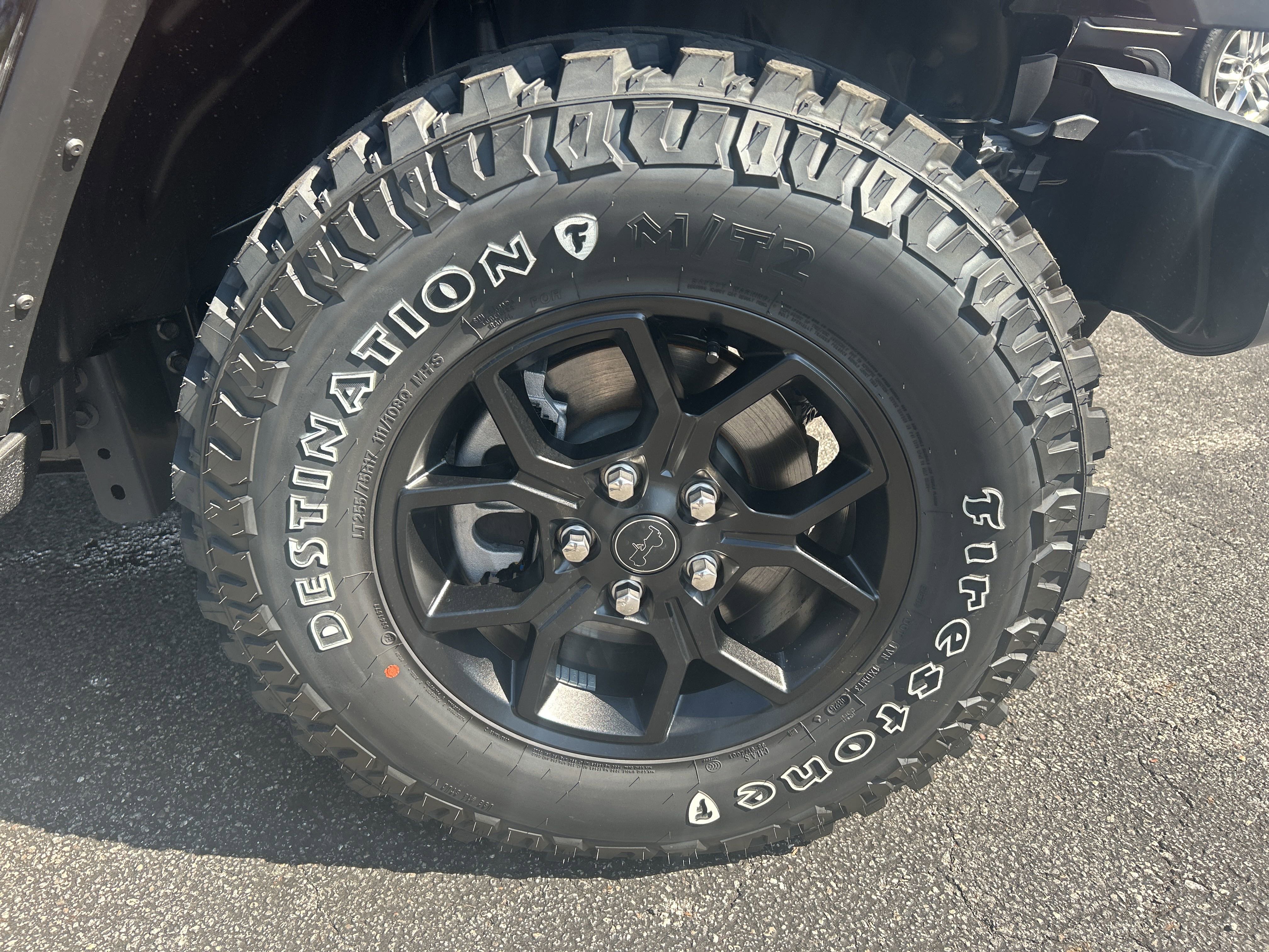 New 2025 Jeep Gladiator Sport image 10