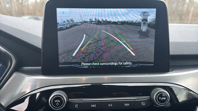 Certified 2022 Ford Escape Titanium w/ Class II Trailer Tow Package image 25