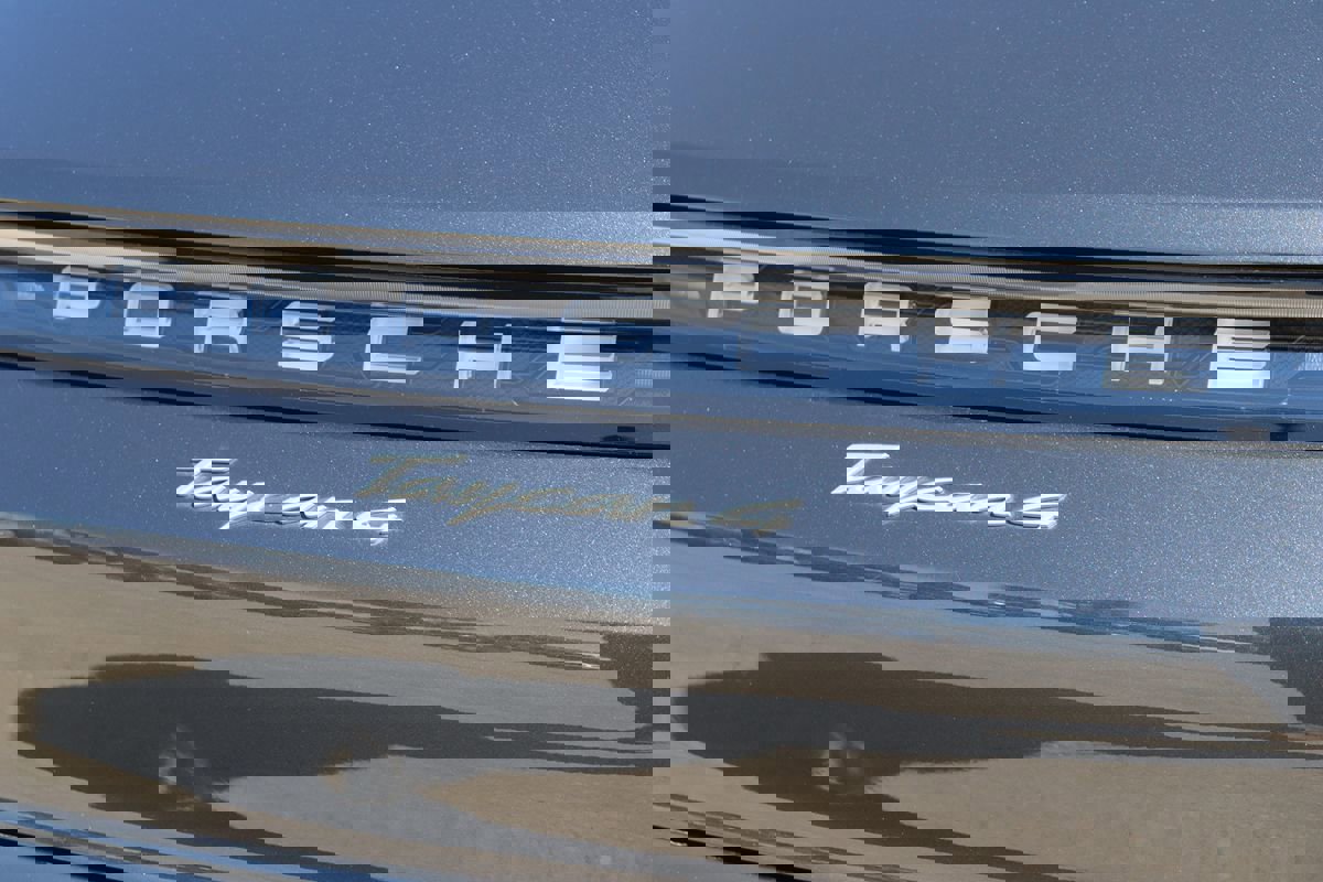 Used 2022 Porsche Taycan 4 Cross Turismo image 10