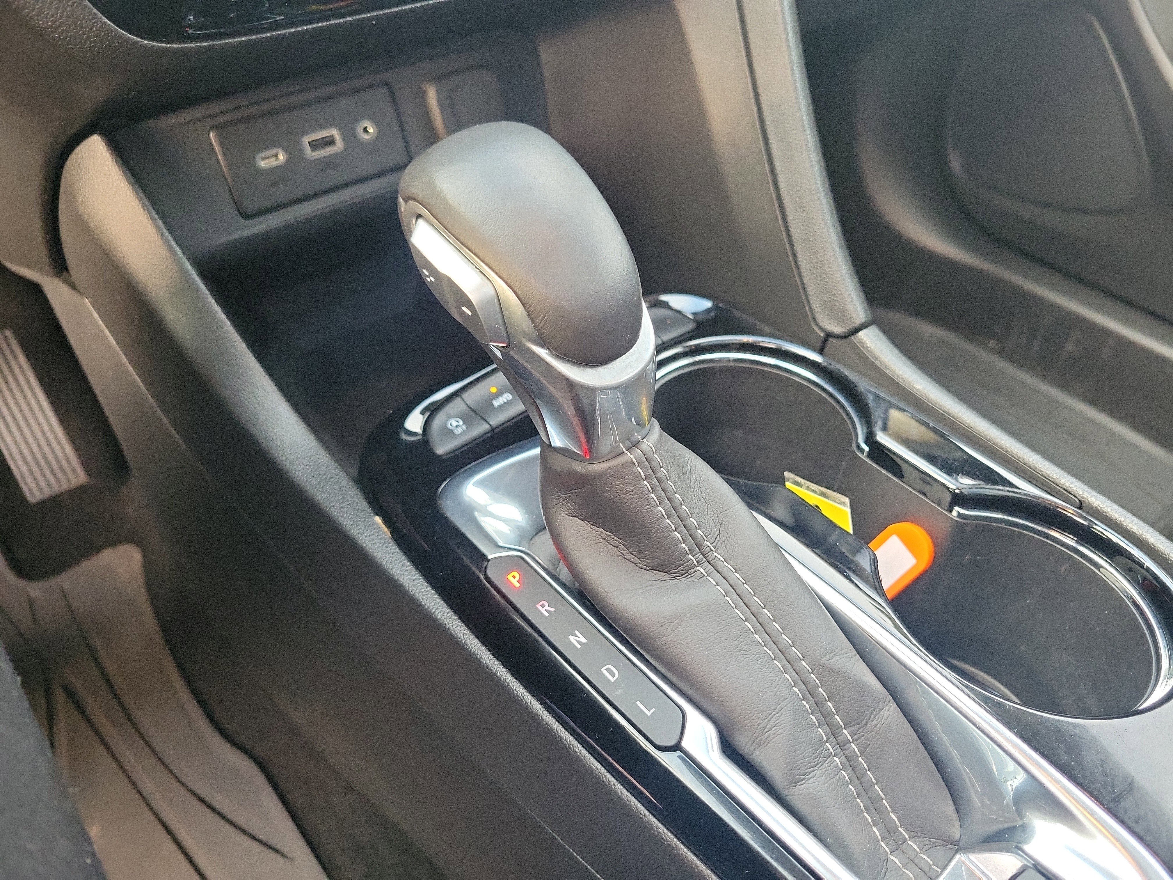 Used 2023 Buick Encore GX Select w/ Experience Buick Package image 23