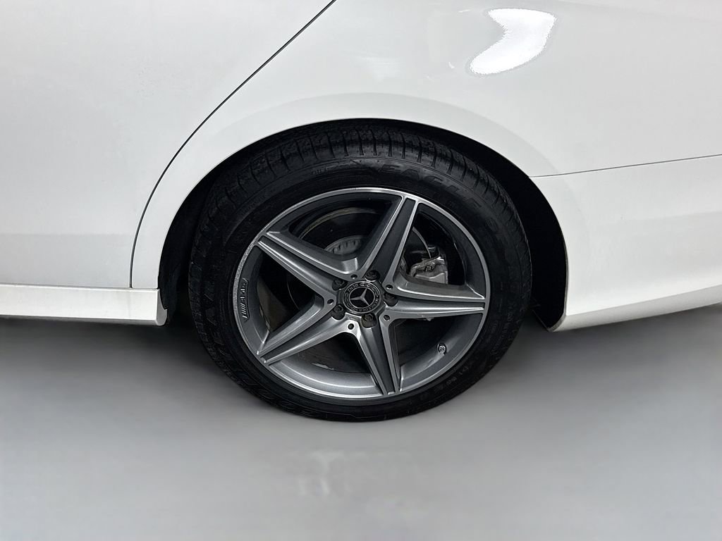 Used 2019 Mercedes-Benz E 300 4MATIC image 36