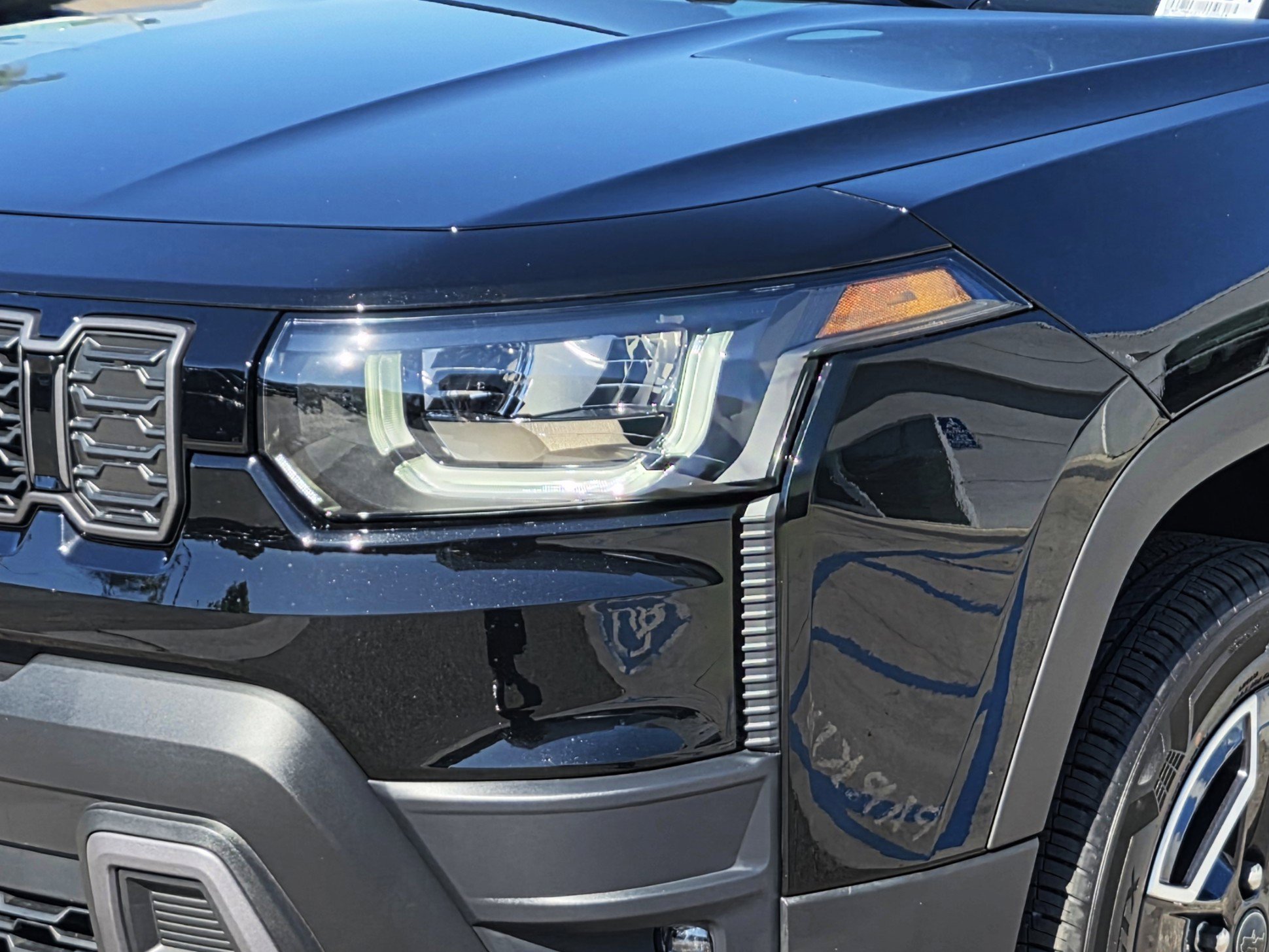 New 2026 Jeep Cherokee Laredo image 8