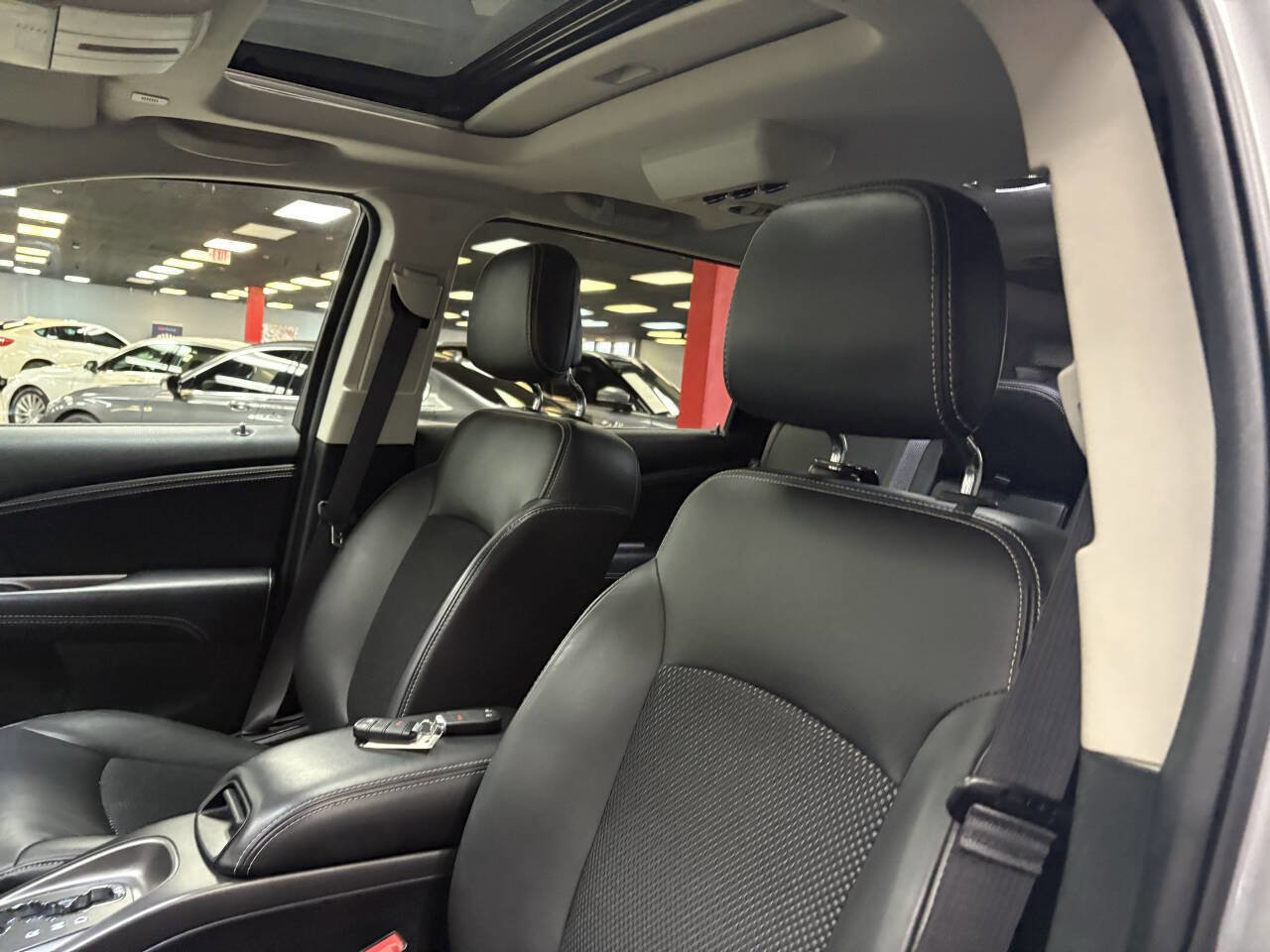 Used 2019 Dodge Journey Crossroad w/ Nav & Sun Group image 60