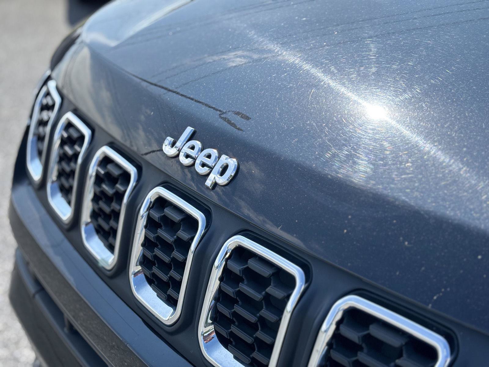 Used 2024 Jeep Compass Latitude AWD/4WD image 5