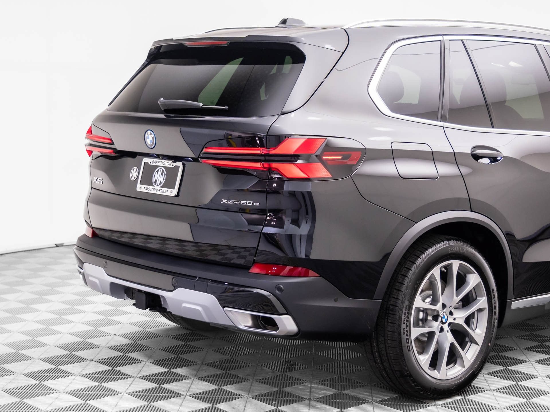 Used 2026 BMW X5 xDrive50e w/ Executive Package AWD/4WD image 35