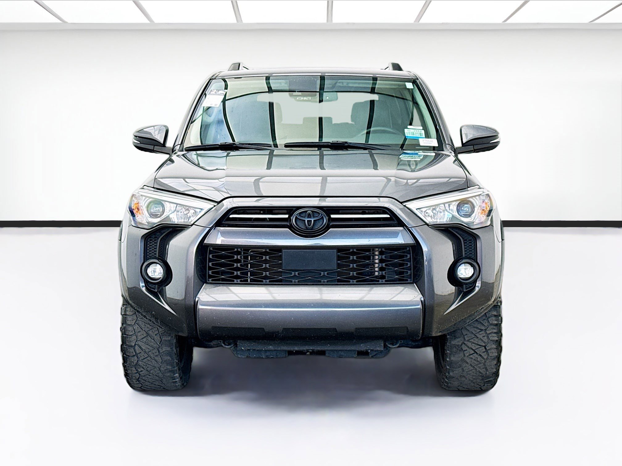 Used 2023 Toyota 4Runner SR5 Premium w/ Moonroof Package image 2