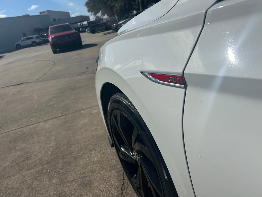 Used 2023 Volkswagen Jetta GLI Autobahn w/ GLI Black Package image 30