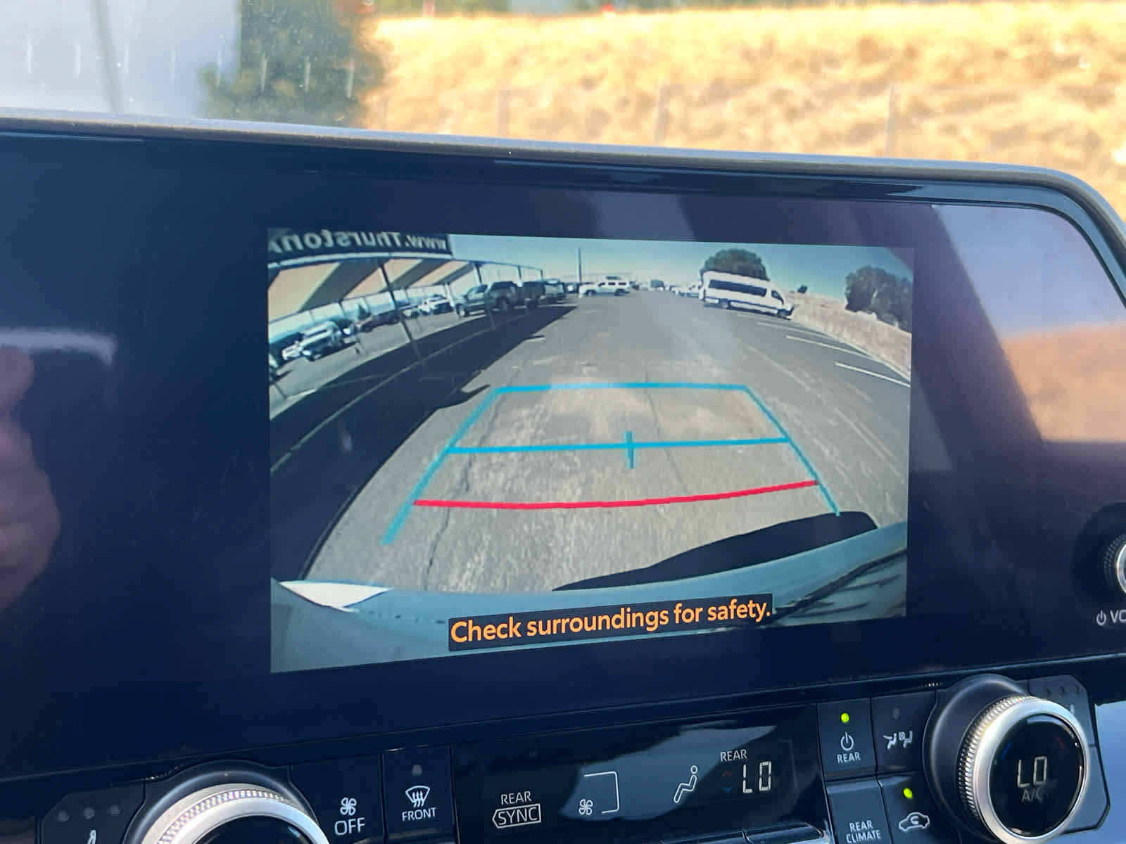 Used 2023 Toyota Highlander XLE FWD image 19