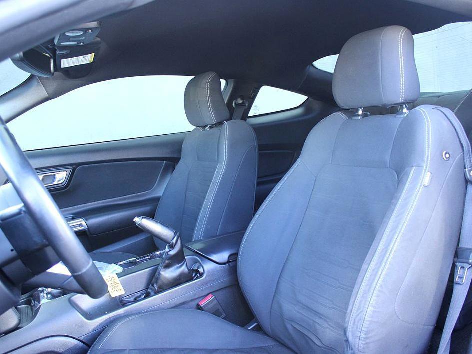 Used 2016 Ford Mustang GT image 13