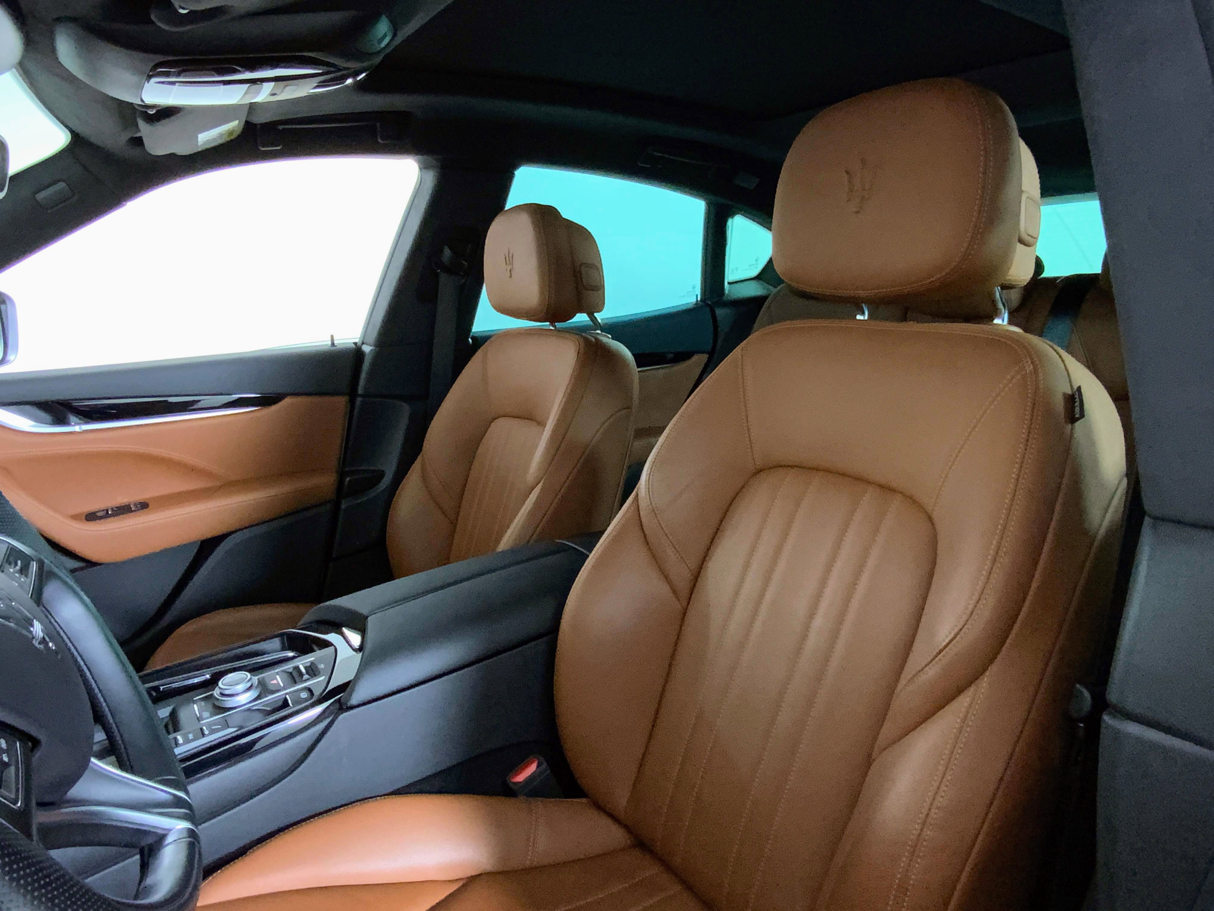 Certified 2022 Maserati Levante GT image 24