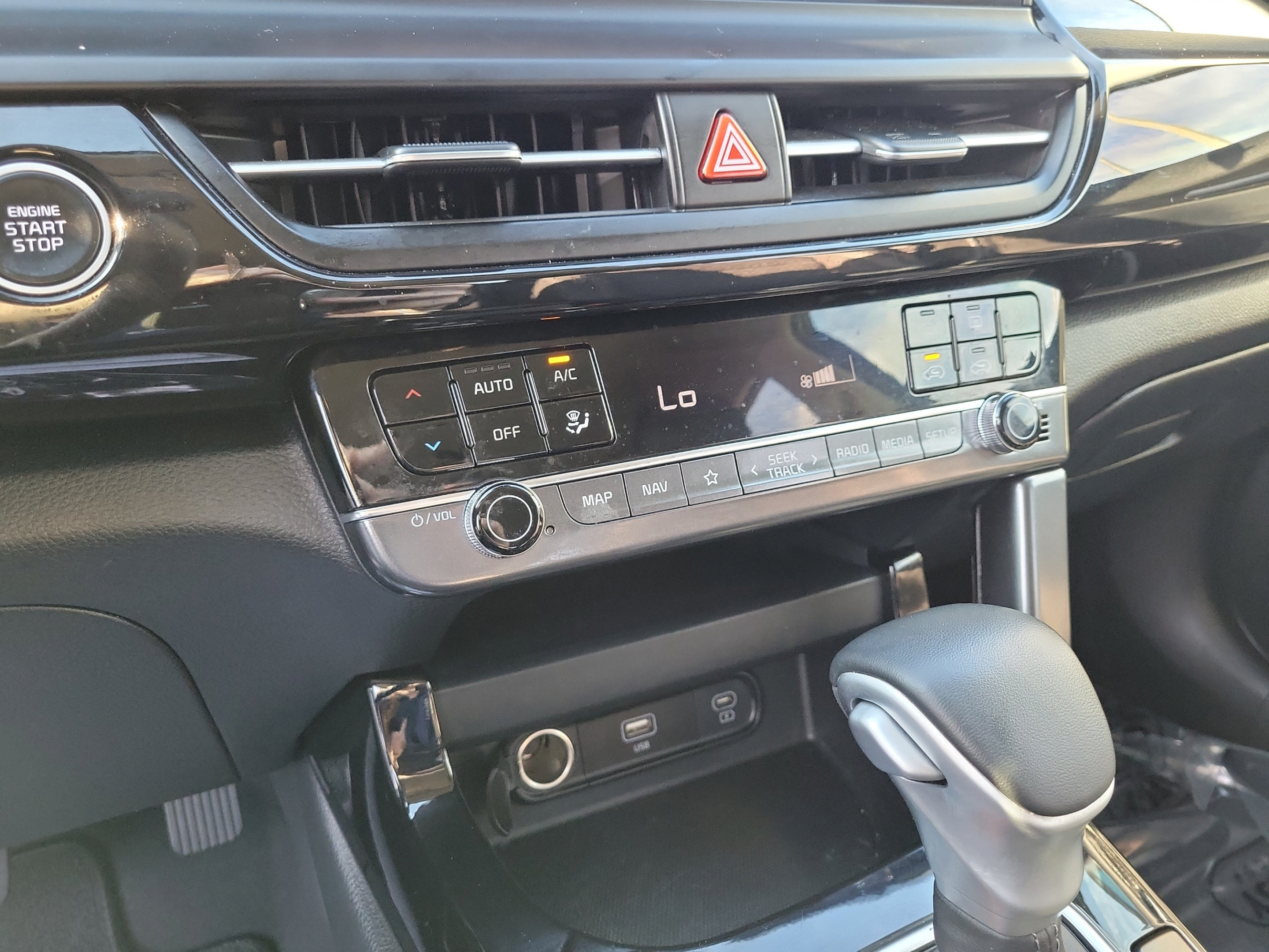 Certified 2024 Kia Seltos S FWD image 19