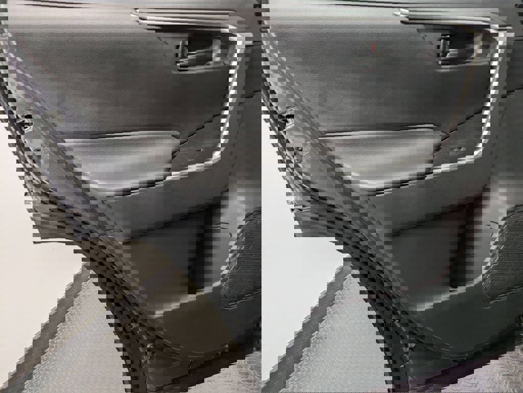 Used 2025 Toyota RAV4 LE image 24