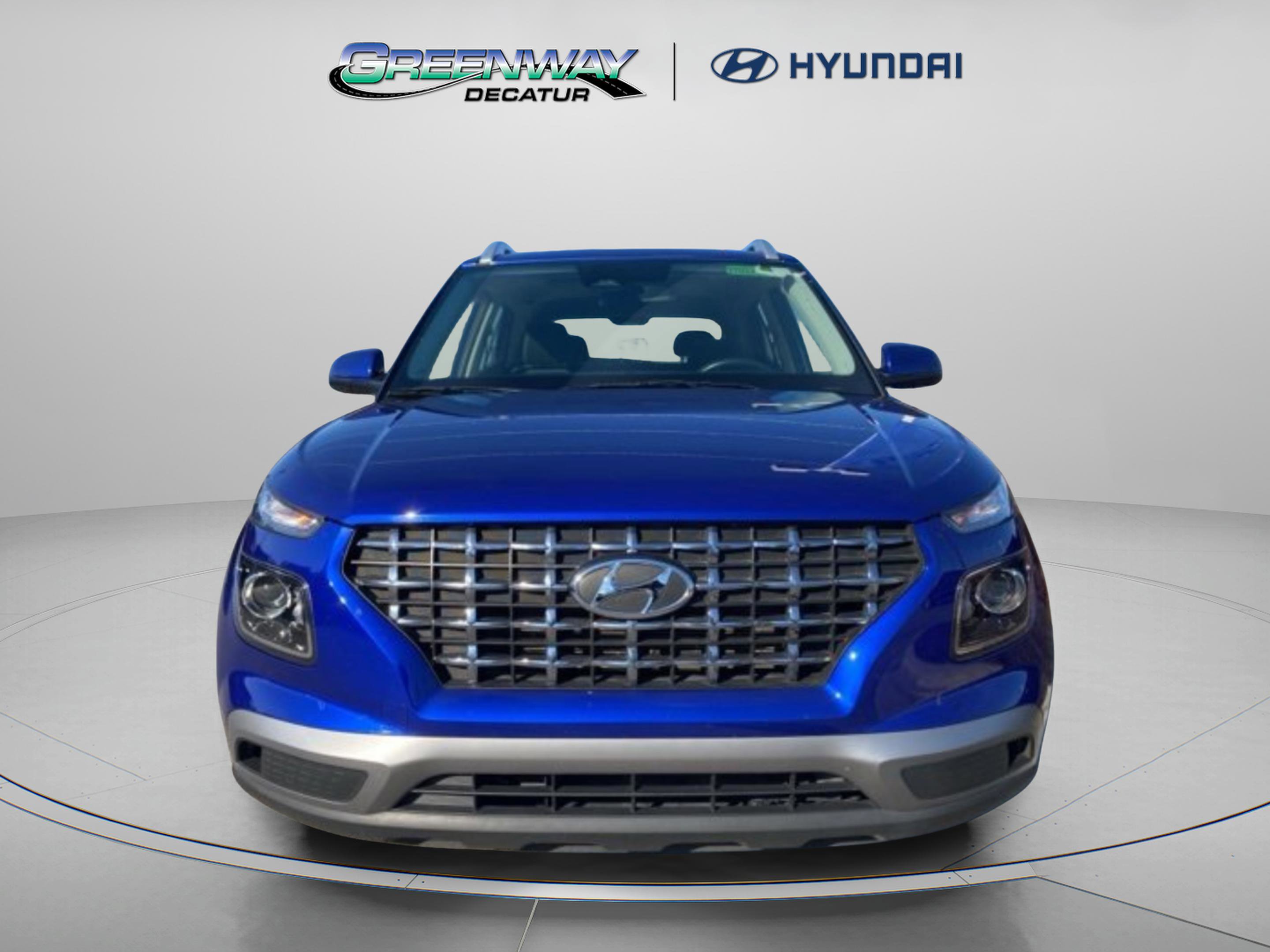 Used 2023 Hyundai Venue SEL image 2