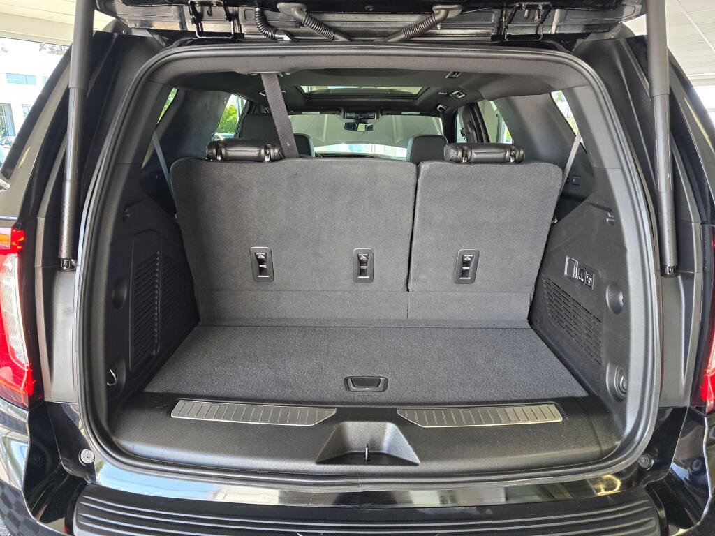 Used 2022 GMC Yukon Denali AWD/4WD image 16