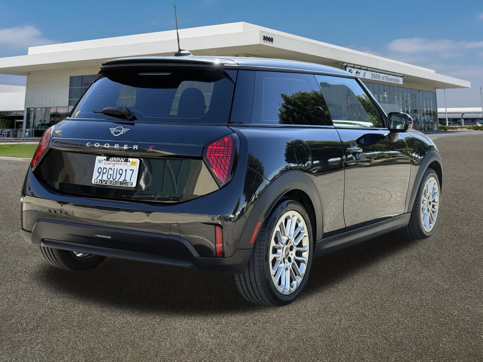 Used 2025 MINI Cooper S image 10