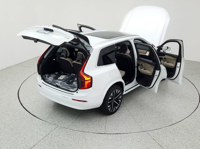New 2026 Volvo XC90 B6 Plus w/ Protection Package Premier image 42
