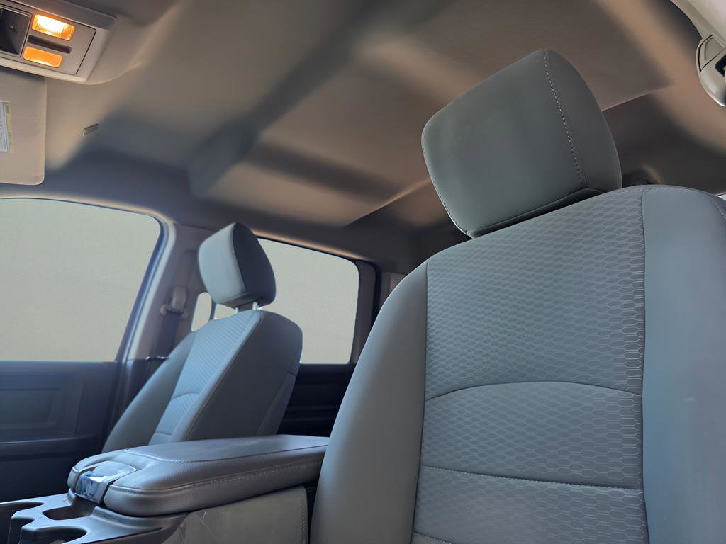 Used 2019 RAM 1500 Express w/ Express Value Package AWD/4WD image 19