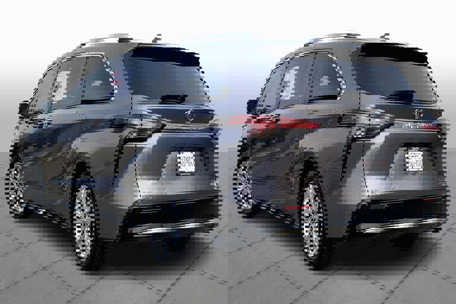 Certified 2021 Toyota Sienna Platinum image 21