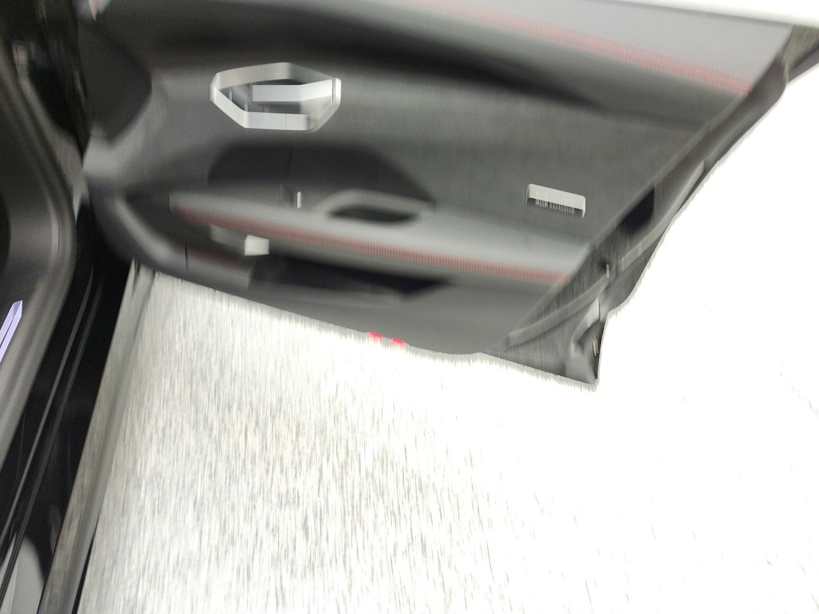 Used 2023 Audi RS e-tron GT image 25