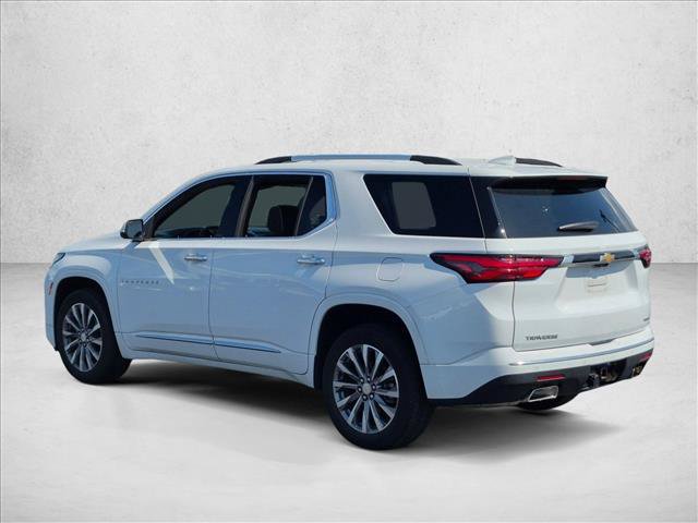 Used 2023 Chevrolet Traverse Premier FWD image 7