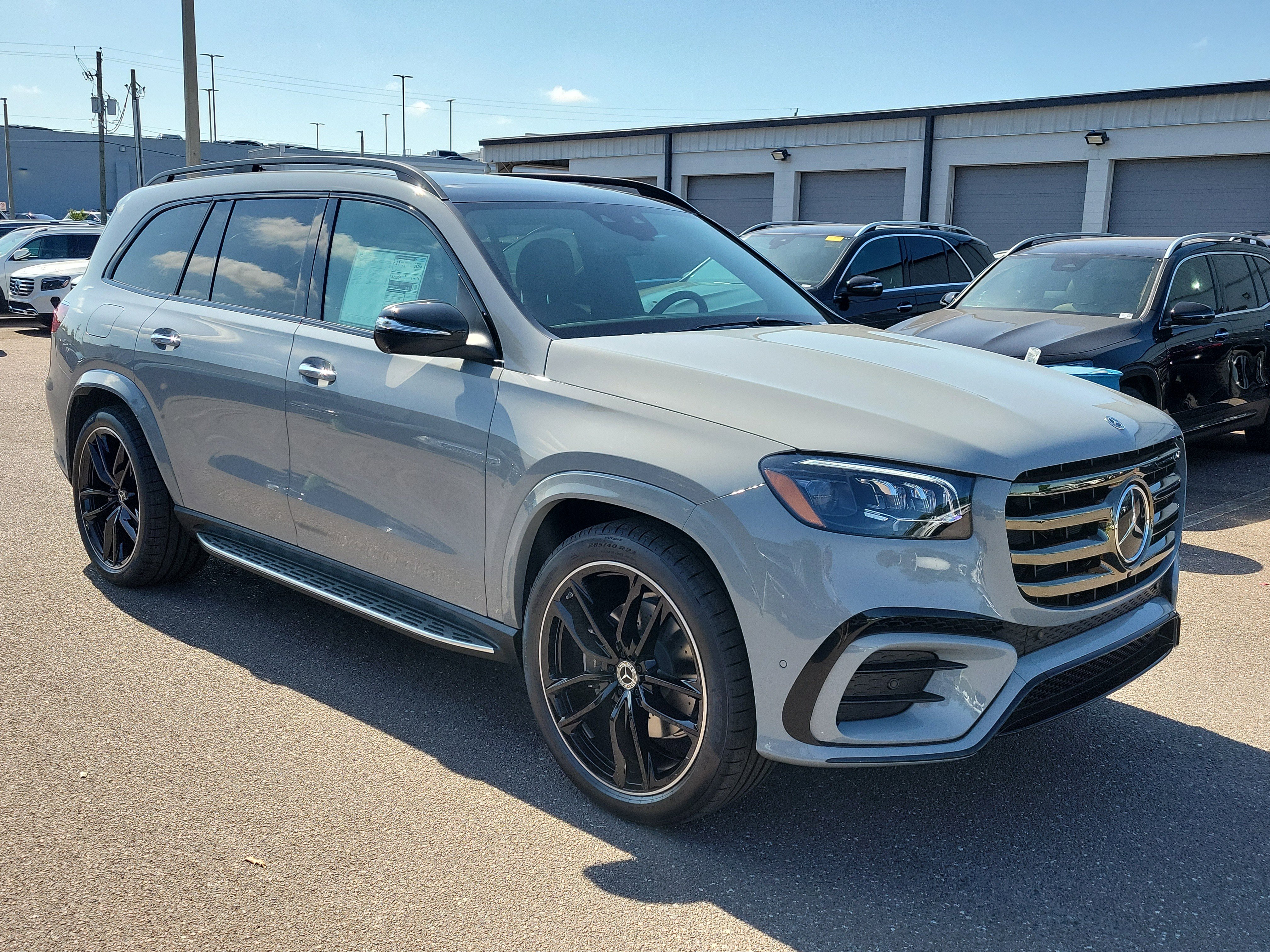 New 2026 Mercedes-Benz GLS 450 4MATIC image 2